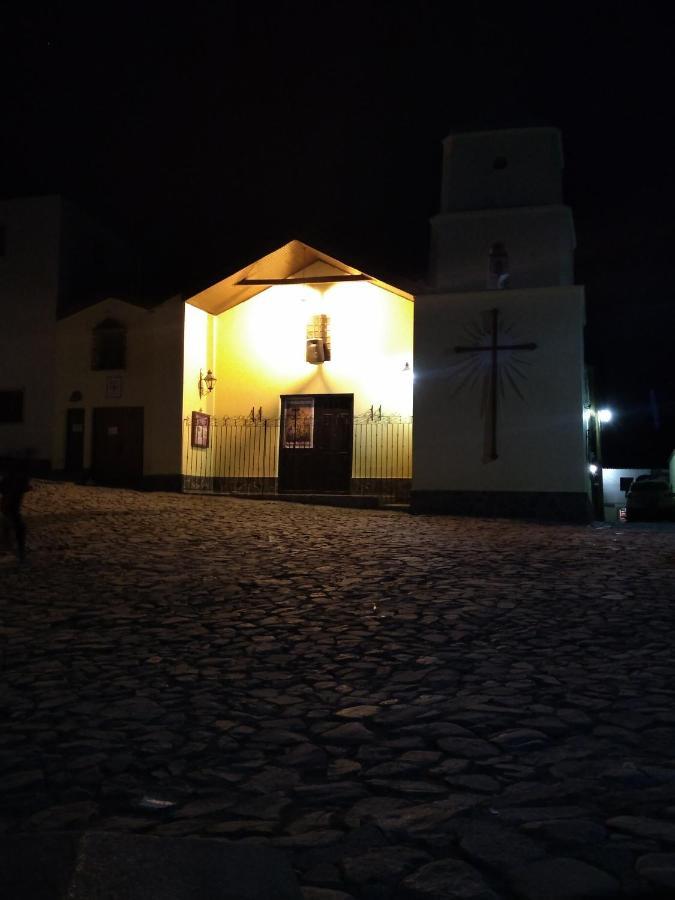 Hospedaje Ale Iruya Exterior photo