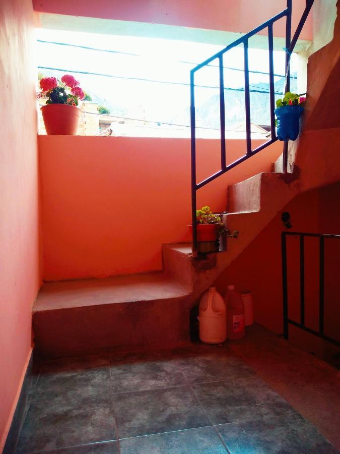 Hospedaje Ale Iruya Exterior photo